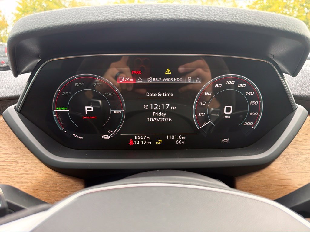 Used 2023 Audi e-tron GT Premium Plus AWD/4WD image 28