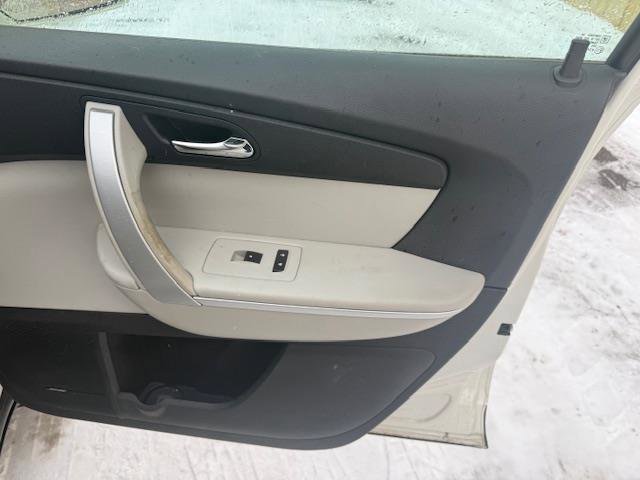 Used 2008 GMC Acadia SLT w/ Convenience Package image 16