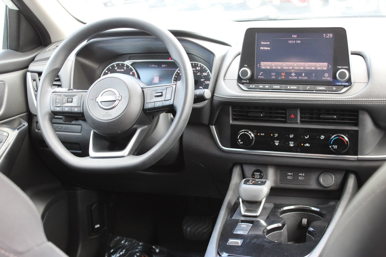 Used 2024 Nissan Rogue S FWD image 26