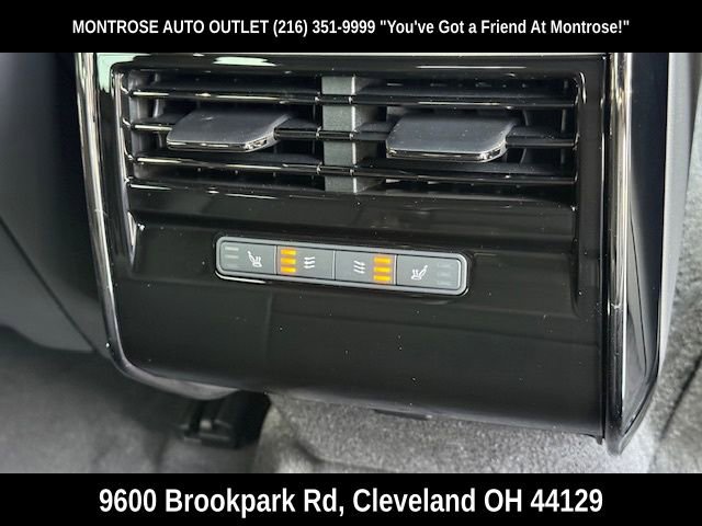 New 2025 Land Rover Range Rover Sport Dynamic SE image 16