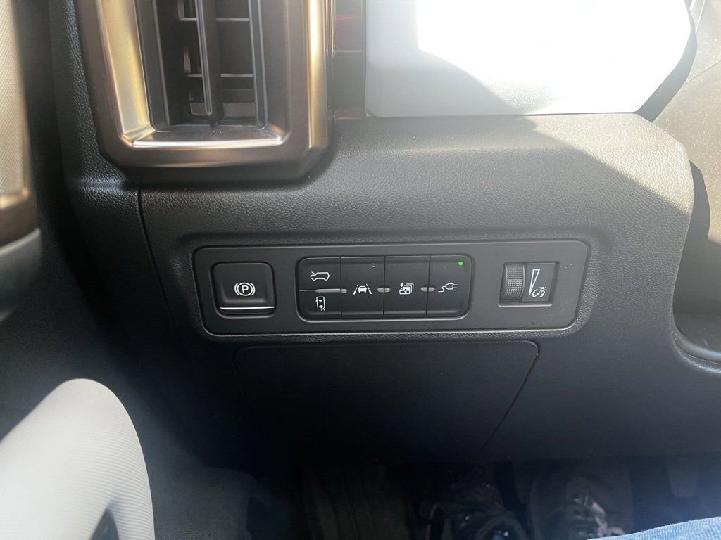 New 2025 GMC Hummer EV 3X w/ Extreme Off-Road Package image 16