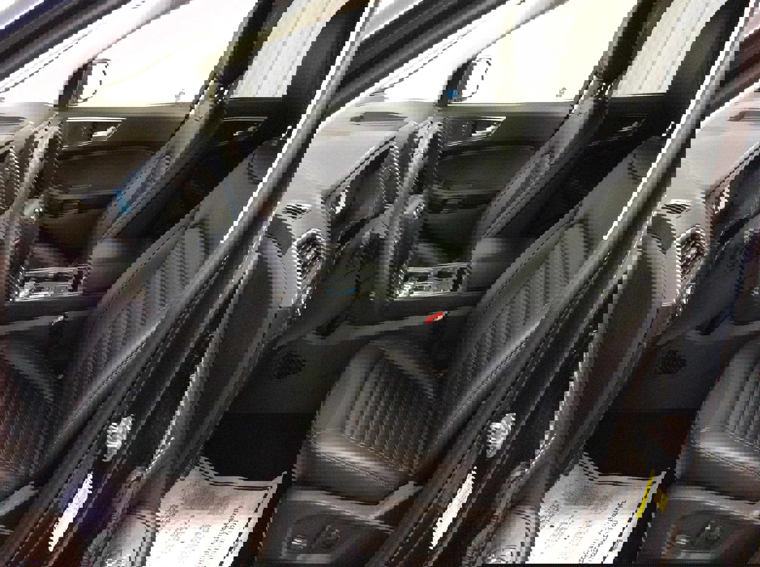 Used 2024 Ford Edge SEL w/ Convenience Package image 16