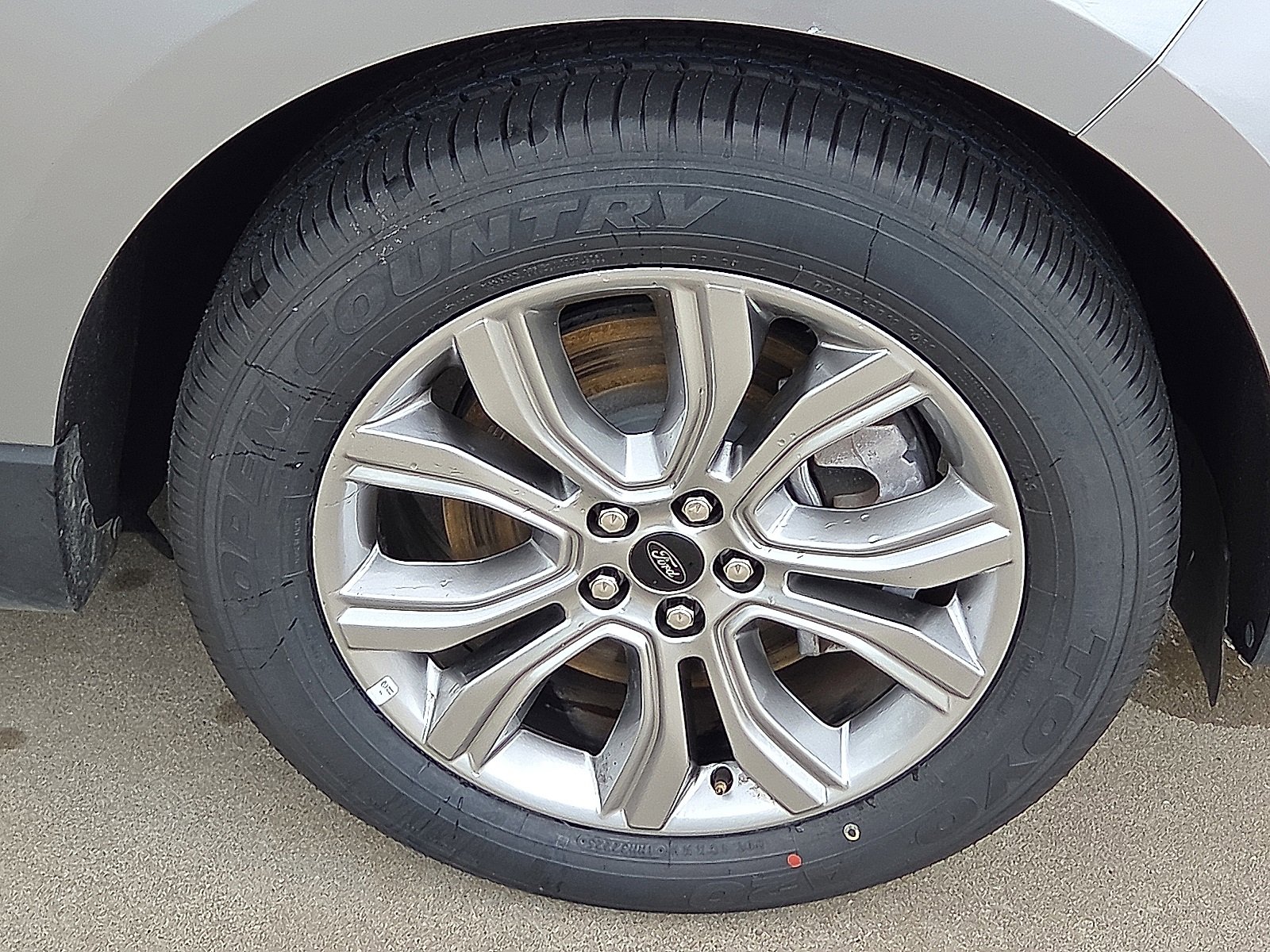 Used 2024 Ford Edge Titanium image 7