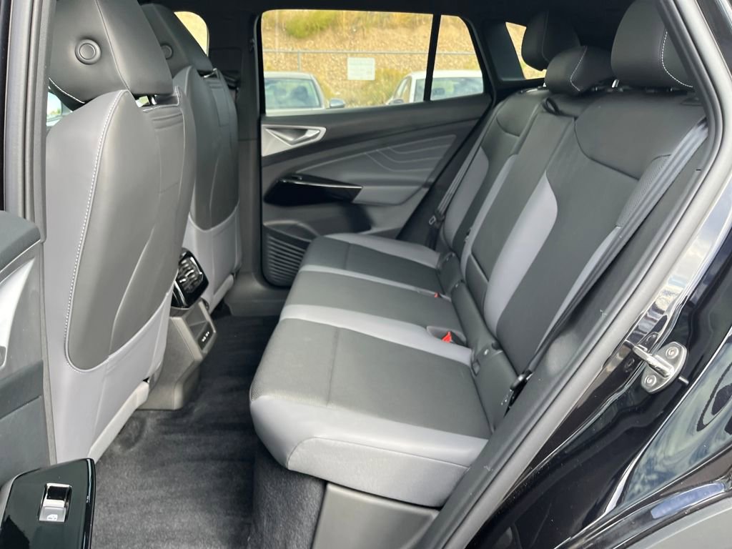 New 2025 Volkswagen ID.4 Pro S image 29