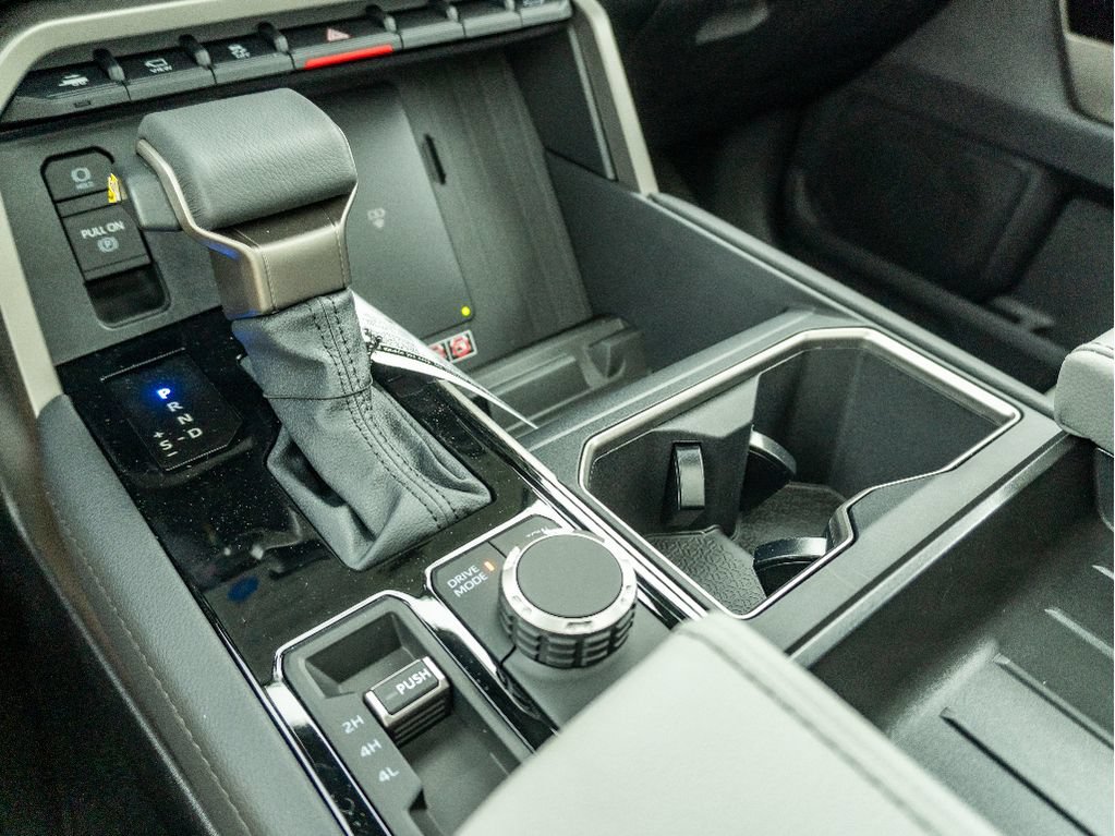 New 2026 Toyota Tundra Limited AWD/4WD image 25