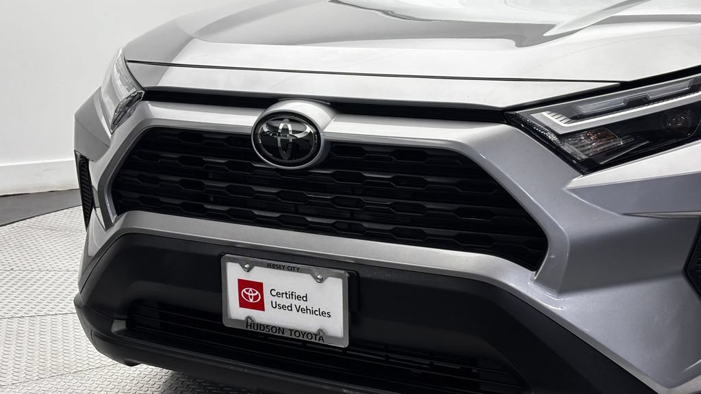 Used 2025 Toyota RAV4 LE FWD image 2