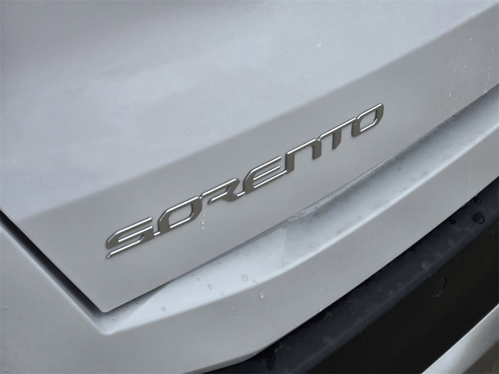 New 2026 Kia Sorento S w/ S Panoramic Sunroof Package image 8