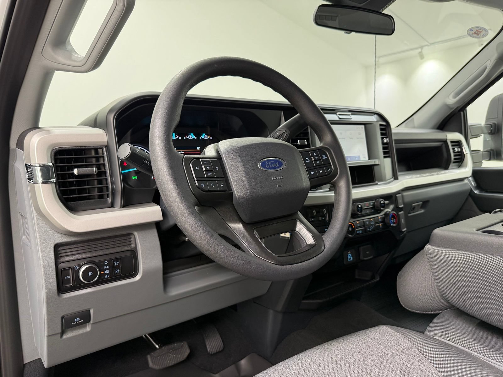 New 2026 Ford F250 XL w/ STX Appearance Package AWD/4WD image 14
