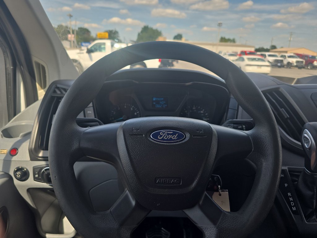 Used 2016 Ford Transit 250 Base image 22
