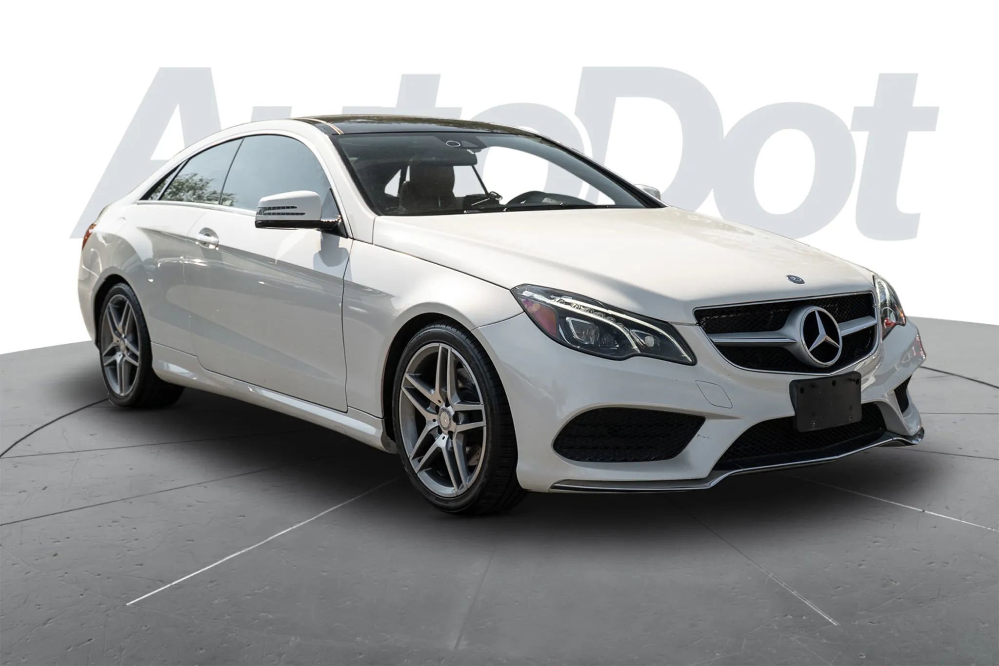 Used 2017 Mercedes-Benz E 400 Coupe w/ Premium 2 Package image 4