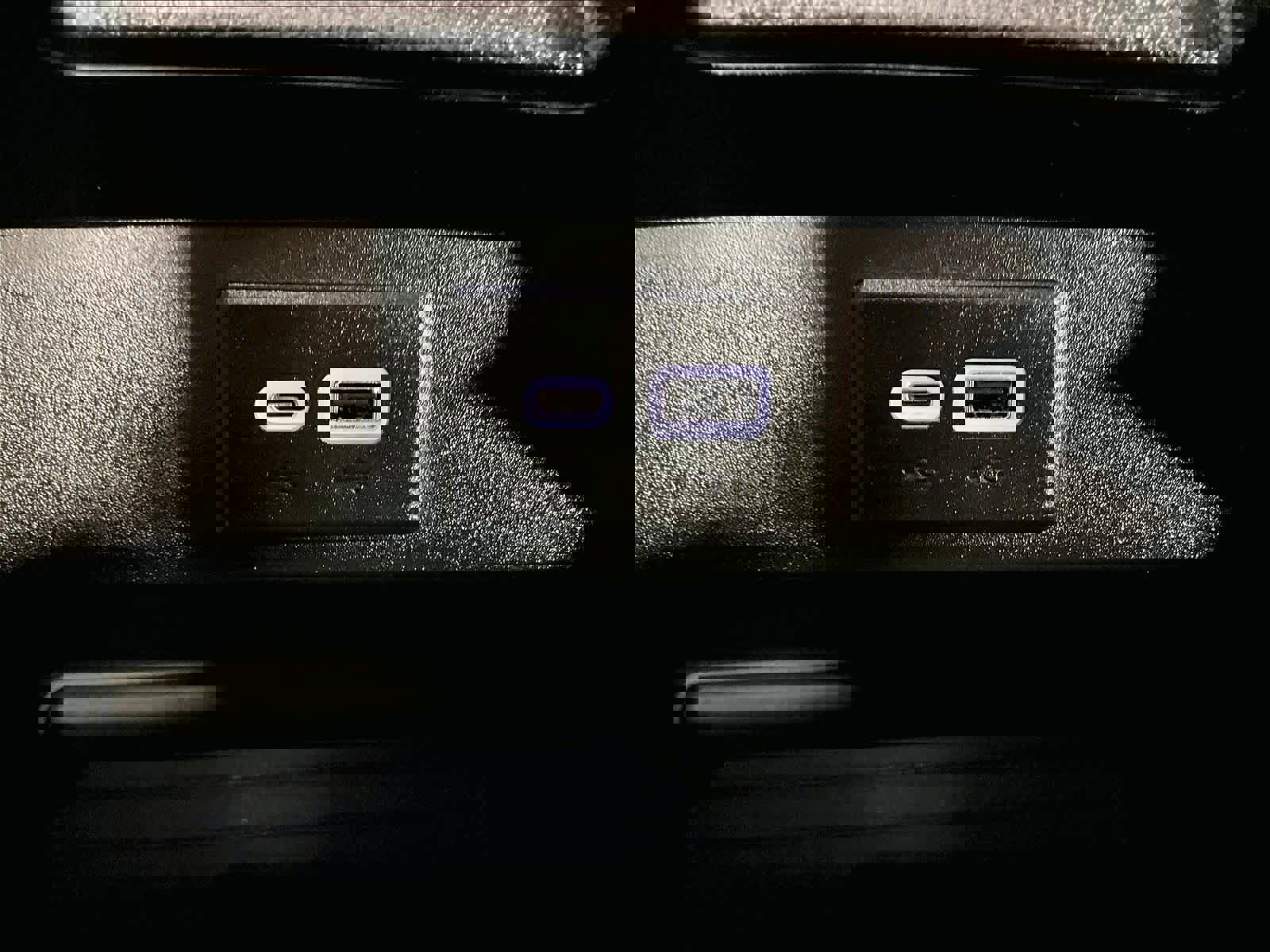 Used 2022 Chevrolet Suburban RST w/ Luxury Package image 28