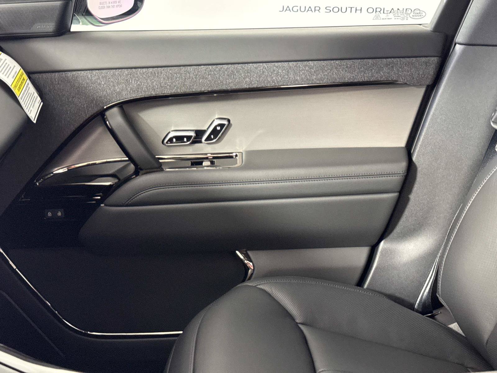 New 2026 Land Rover Range Rover Sport SE AWD/4WD image 24