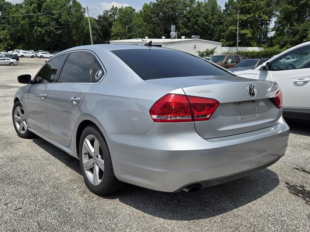 Used 2014 Volkswagen Passat 1.8T FWD image 3