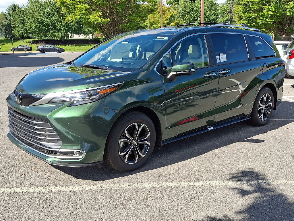 New 2026 Toyota Sienna Platinum AWD/4WD image 2