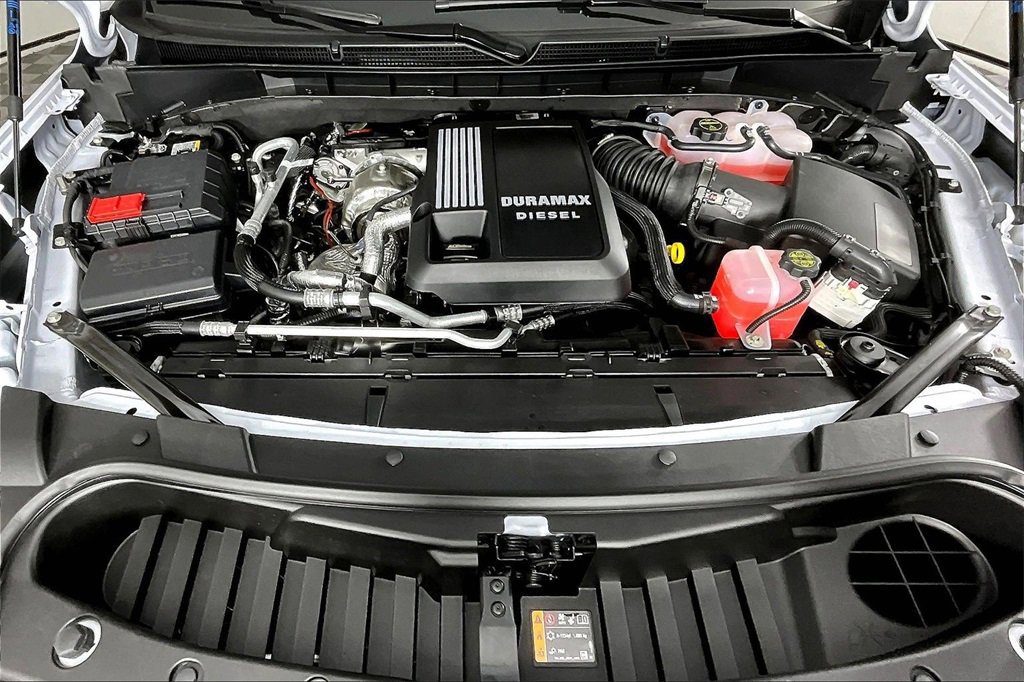 New 2026 GMC Yukon XL Denali w/ Denali Reserve Package image 2