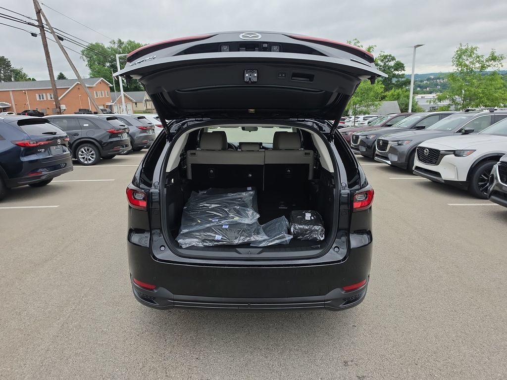 New 2026 MAZDA CX-90 3.3 Turbo w/ Preferred Package AWD/4WD image 13