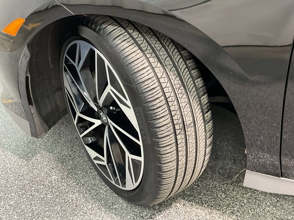 Used 2024 Hyundai Ioniq 6 SEL AWD/4WD image 30