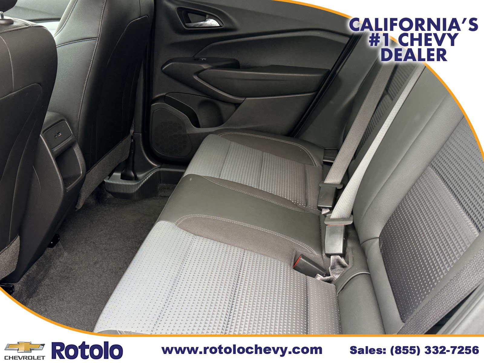 Used 2025 Chevrolet Trax LT FWD image 13