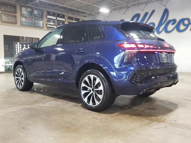 New 2026 Audi Q3 quattro 2.0T AWD/4WD image 6