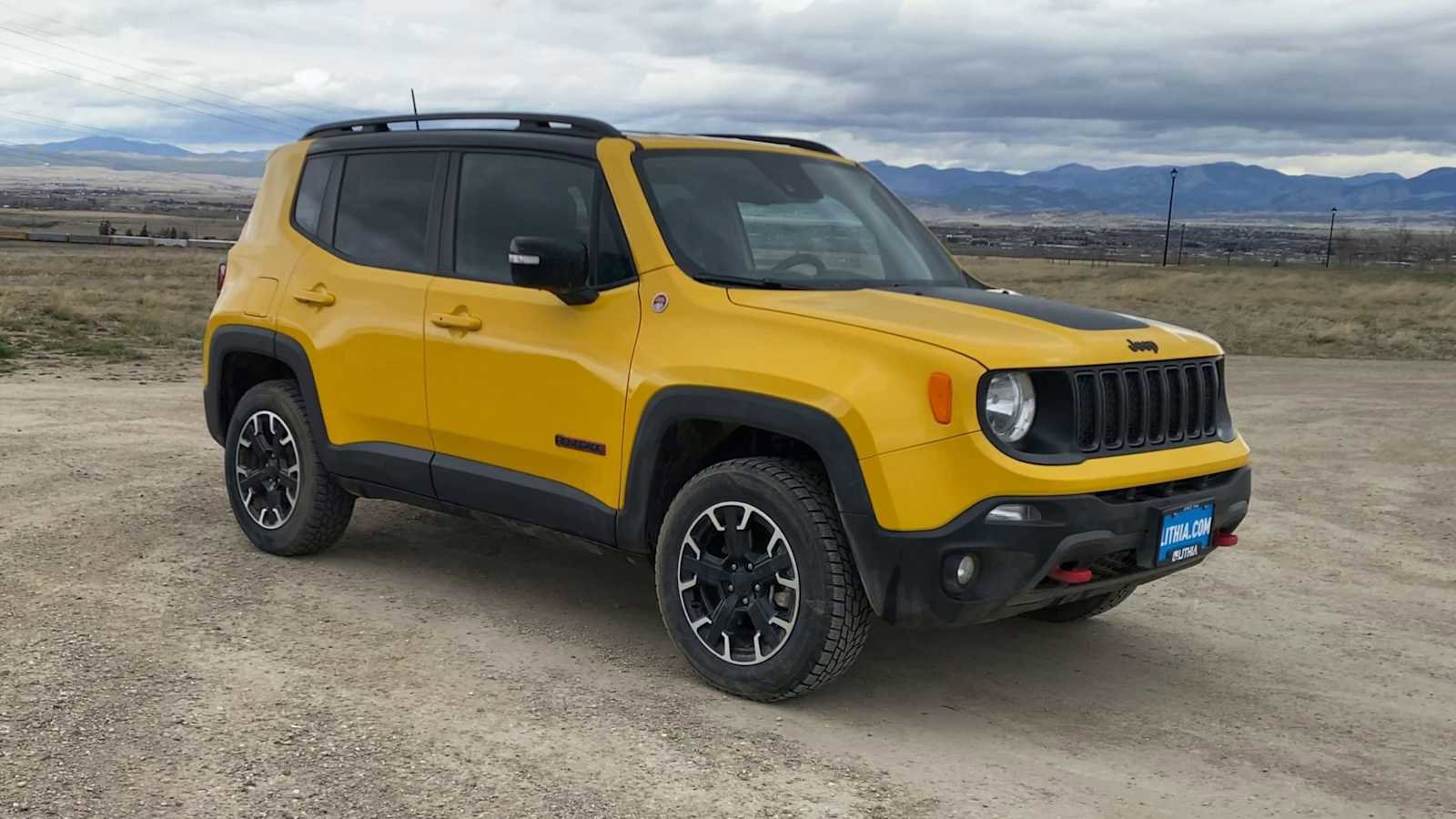 Used 2023 Jeep Renegade Trailhawk image 2