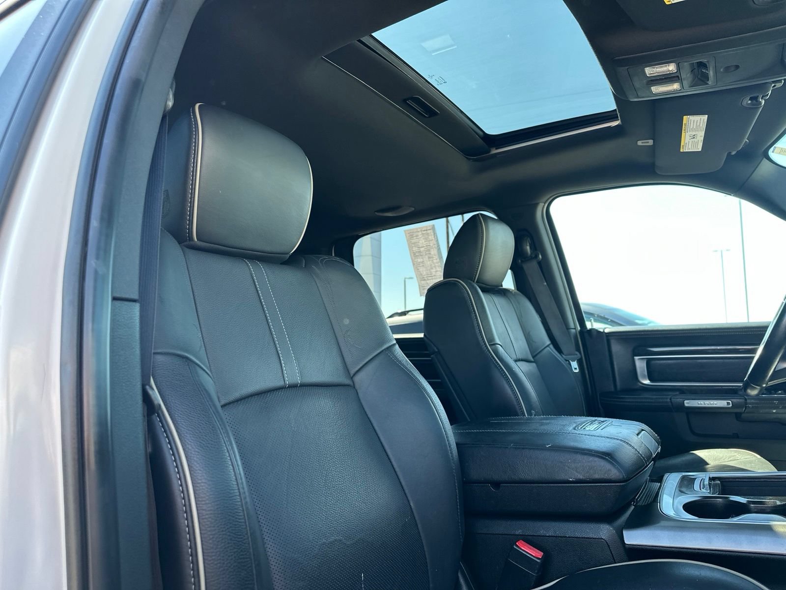 Used 2017 RAM 1500 Limited AWD/4WD image 43