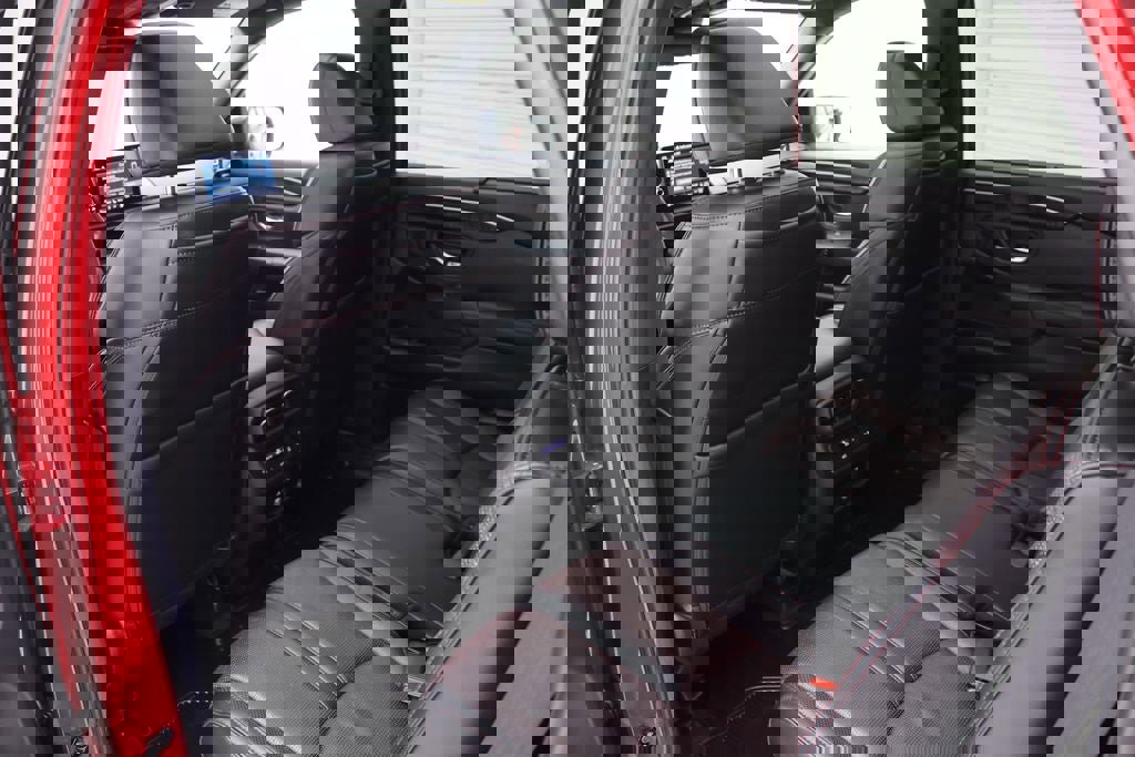 Used 2025 Honda Pilot Black Edition image 10