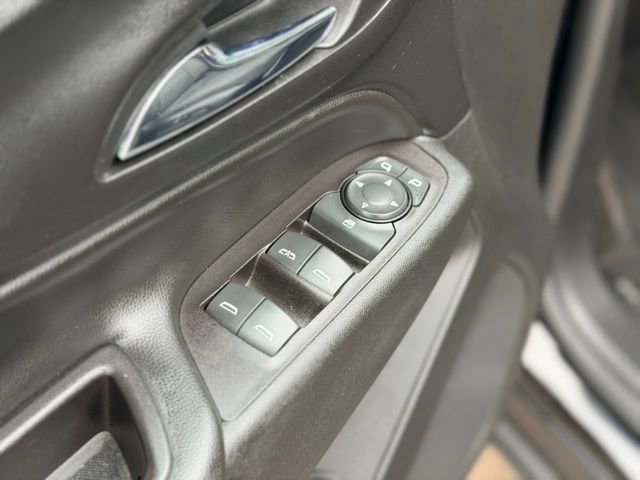 Used 2019 Chevrolet Equinox LT w/ Driver Convenience Package image 21