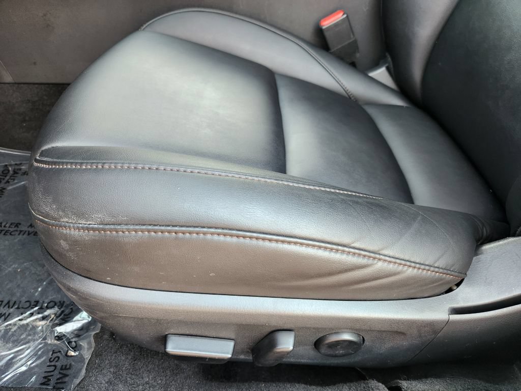 Used 2025 MAZDA MAZDA3 s FWD image 15
