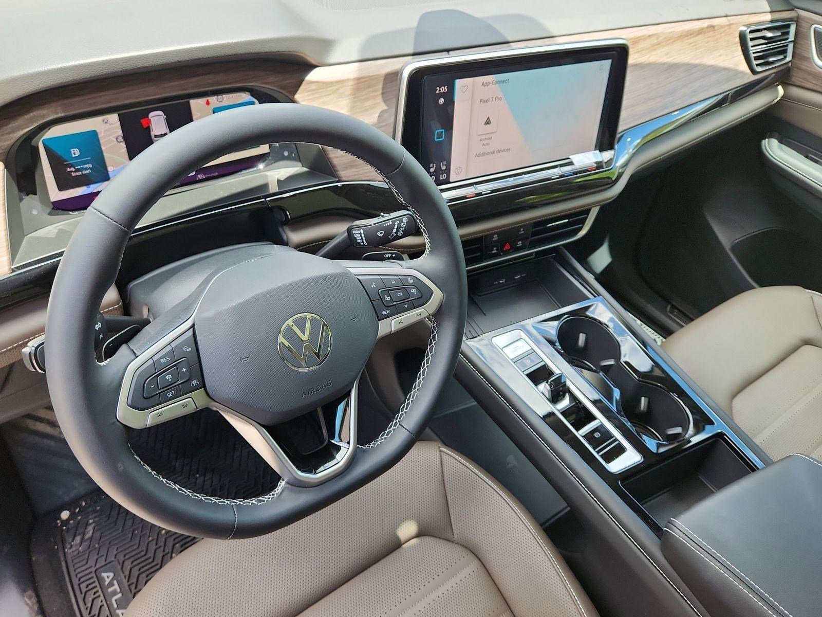New 2025 Volkswagen Atlas SEL image 10