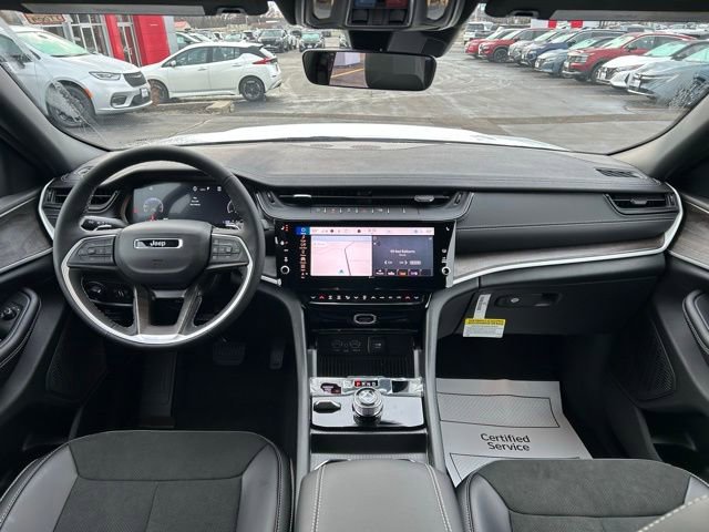 New 2026 Jeep Grand Cherokee Laredo image 22