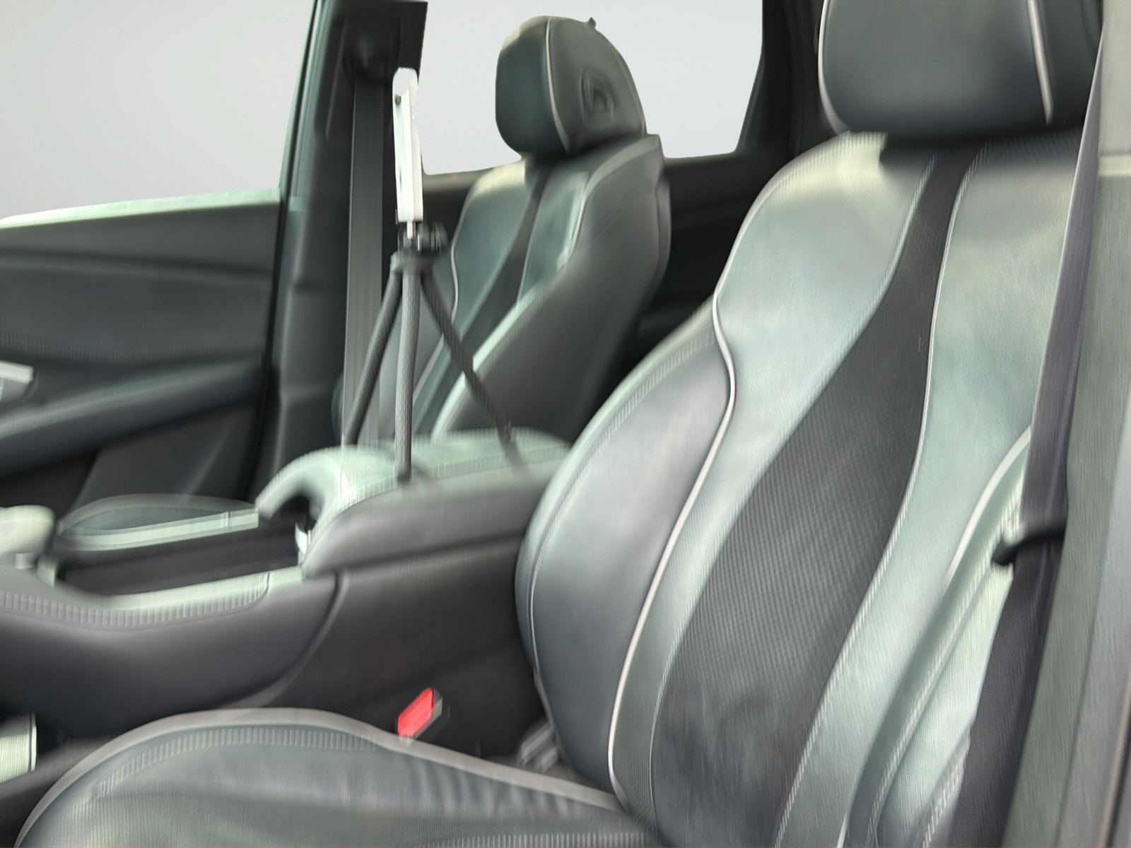 Used 2021 Acura RDX A-Spec FWD image 32