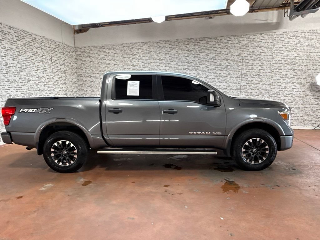 Used 2019 Nissan Titan PRO-4X w/ Pro-4x Convenience Package AWD/4WD image 8
