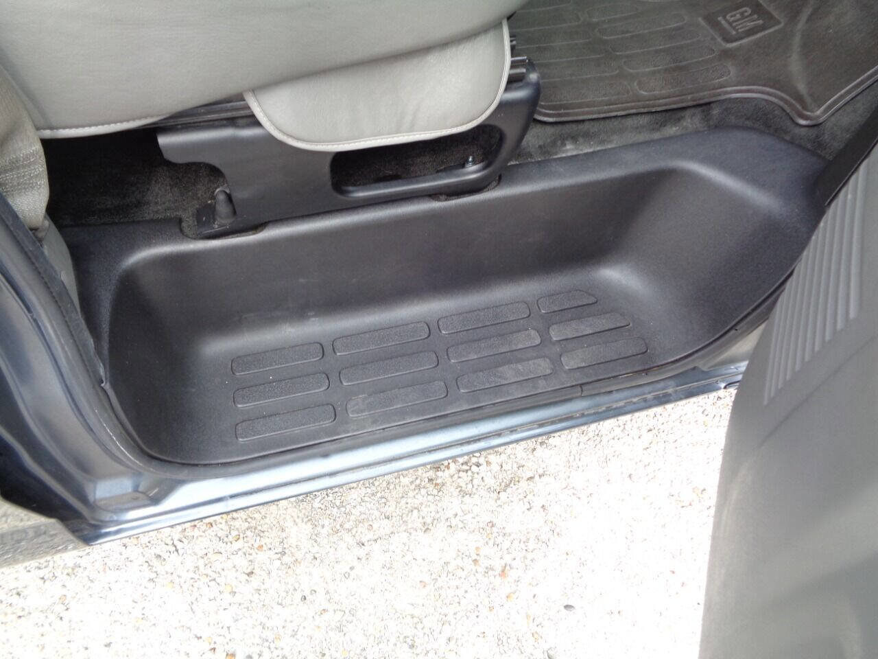 Used 2014 Chevrolet Express 1500 LT w/ LT Preferred Equipment Group image 45