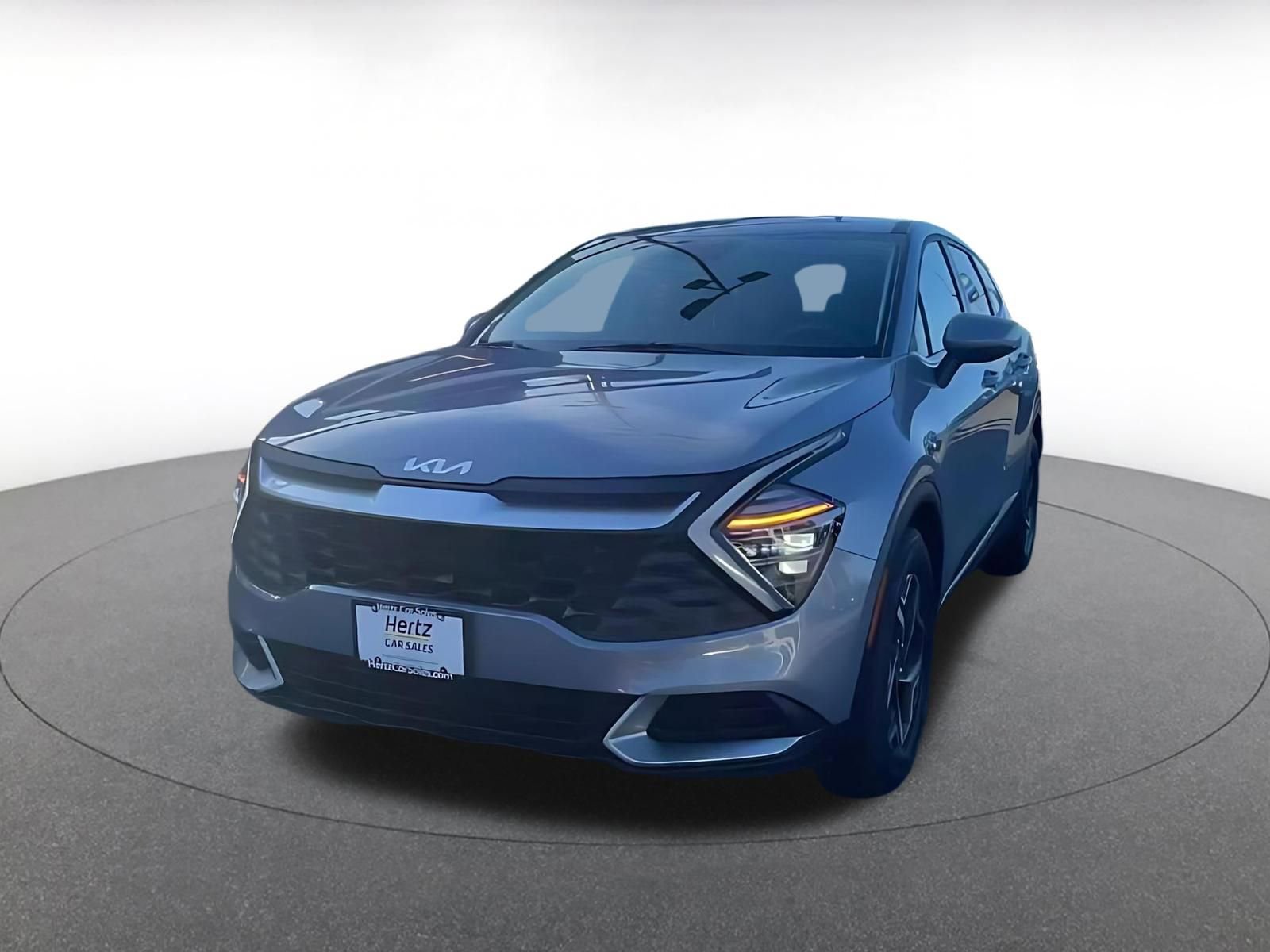 Used 2025 Kia Sportage LX image 7