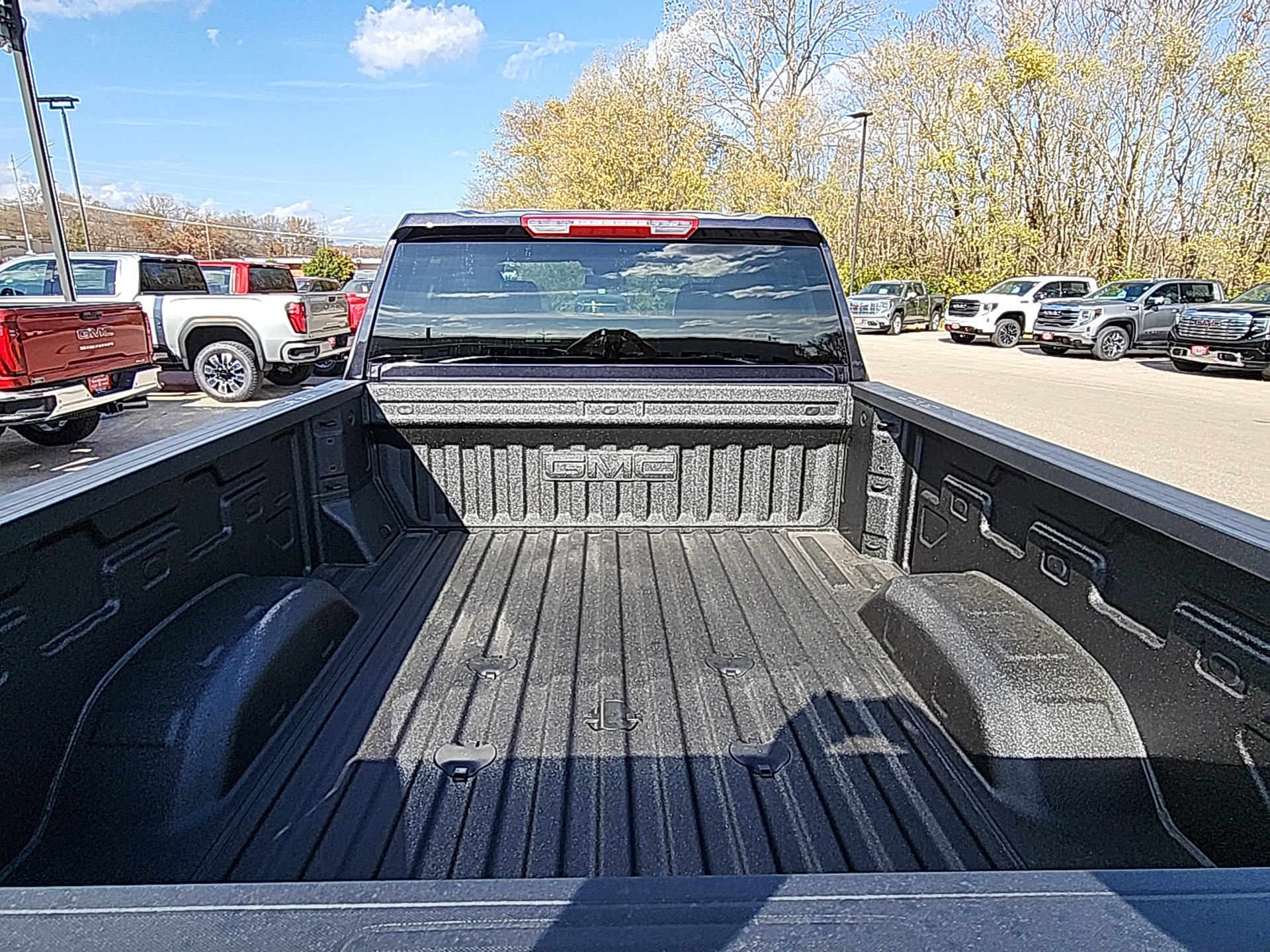 New 2026 GMC Sierra 2500 SLE image 8