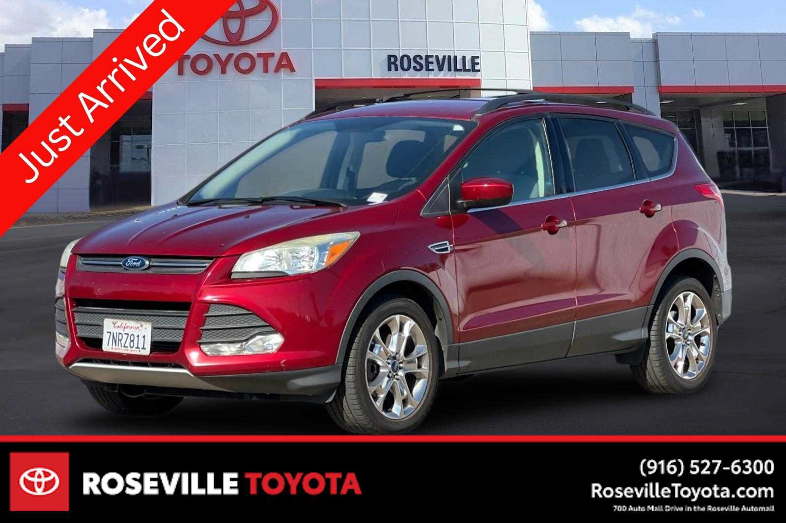 Used 2015 Ford Escape SE w/ Equipment Group 201A AWD/4WD image 1