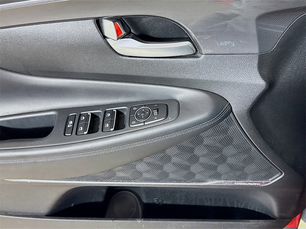 Used 2023 Hyundai Santa Fe SEL w/ Premium Package image 16