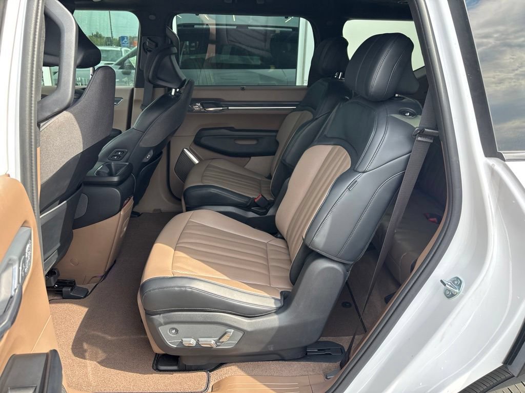 Certified 2026 Kia EV9 GT-Line AWD/4WD image 15