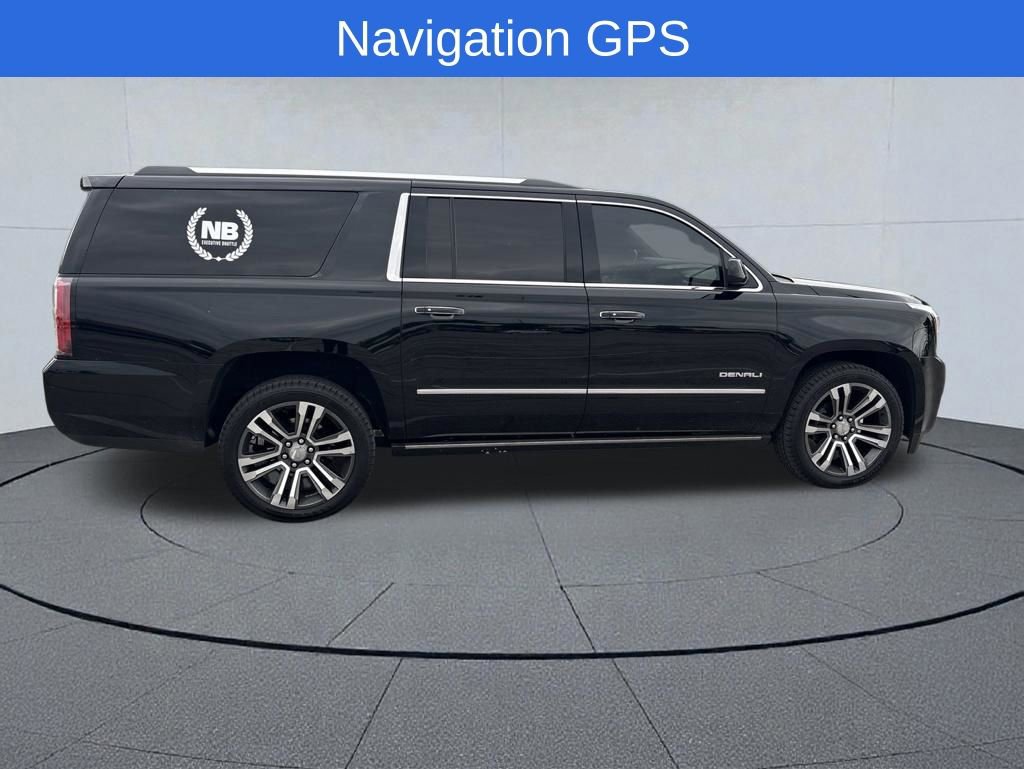 Used 2018 GMC Yukon XL Denali w/ Denali Ultimate Package AWD/4WD image 6