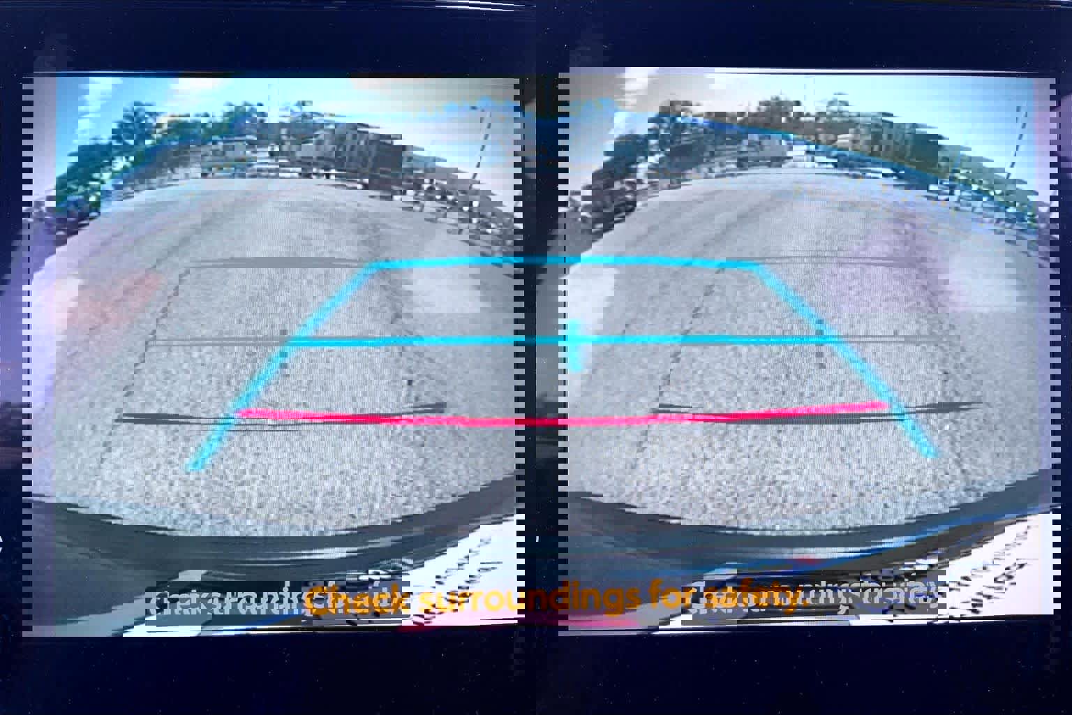 Used 2025 Toyota Corolla Cross LE image 24