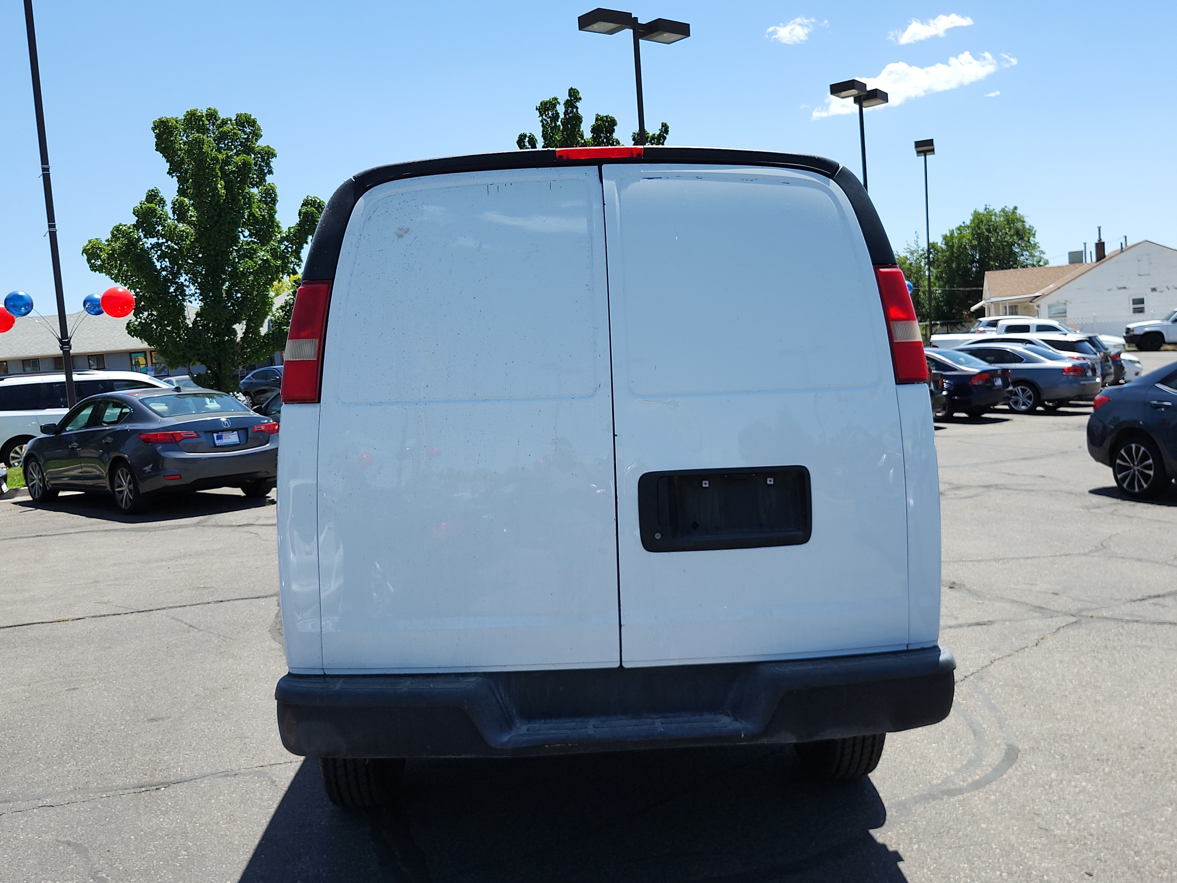 Used 2015 Chevrolet Express 3500 Extended RWD image 5