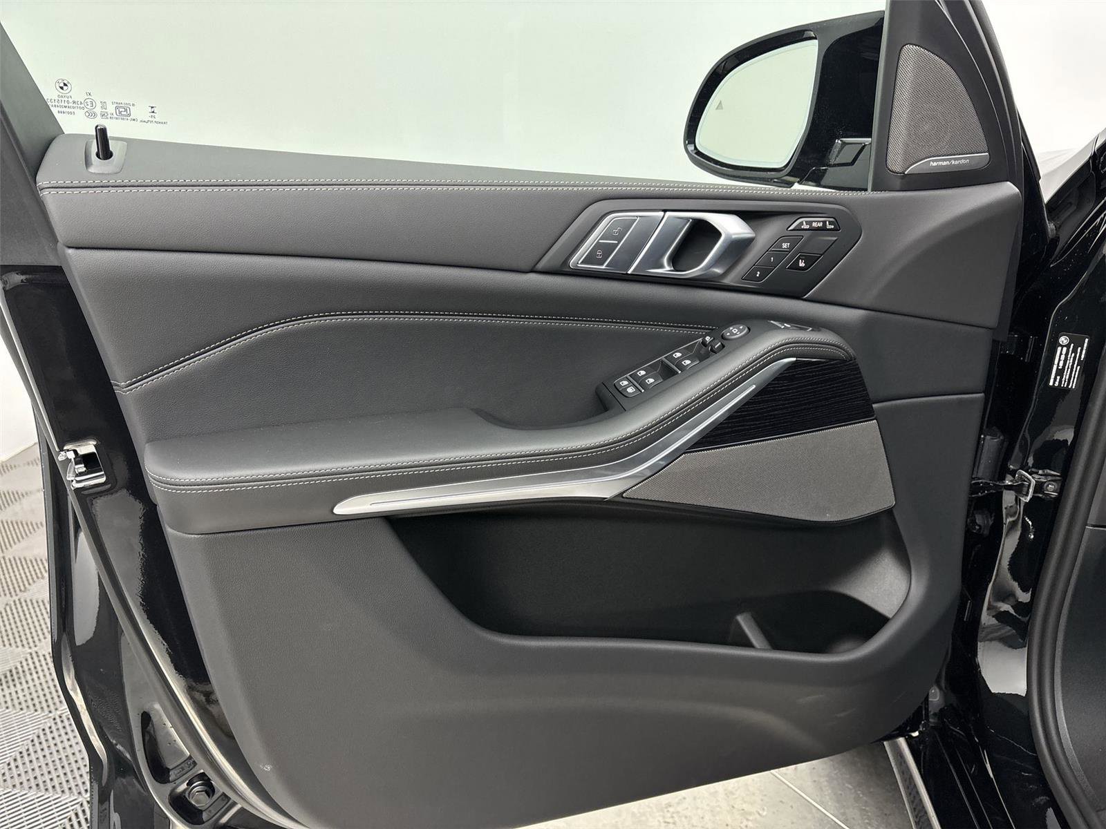 New 2026 BMW X7 M60i image 26