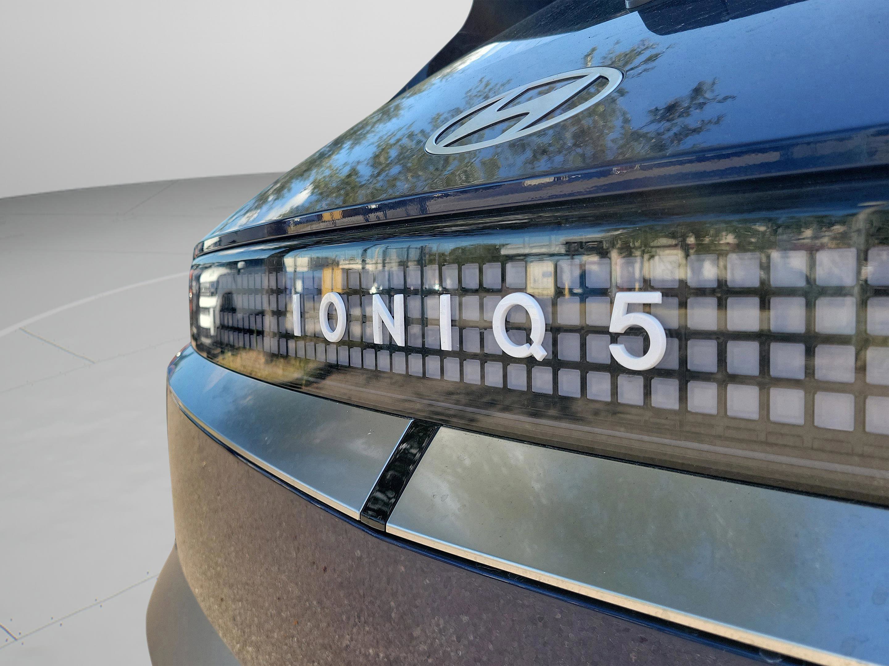 New 2026 Hyundai Ioniq 5 Limited image 5