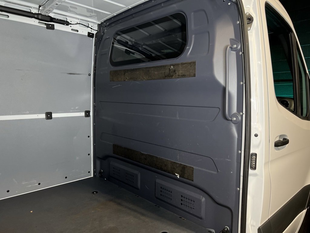 Used 2023 Mercedes-Benz Sprinter 1500 image 17