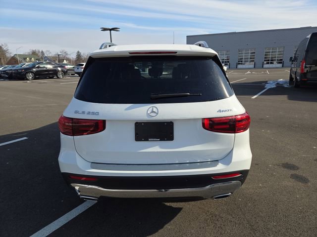 New 2026 Mercedes-Benz GLB 250 4MATIC image 4