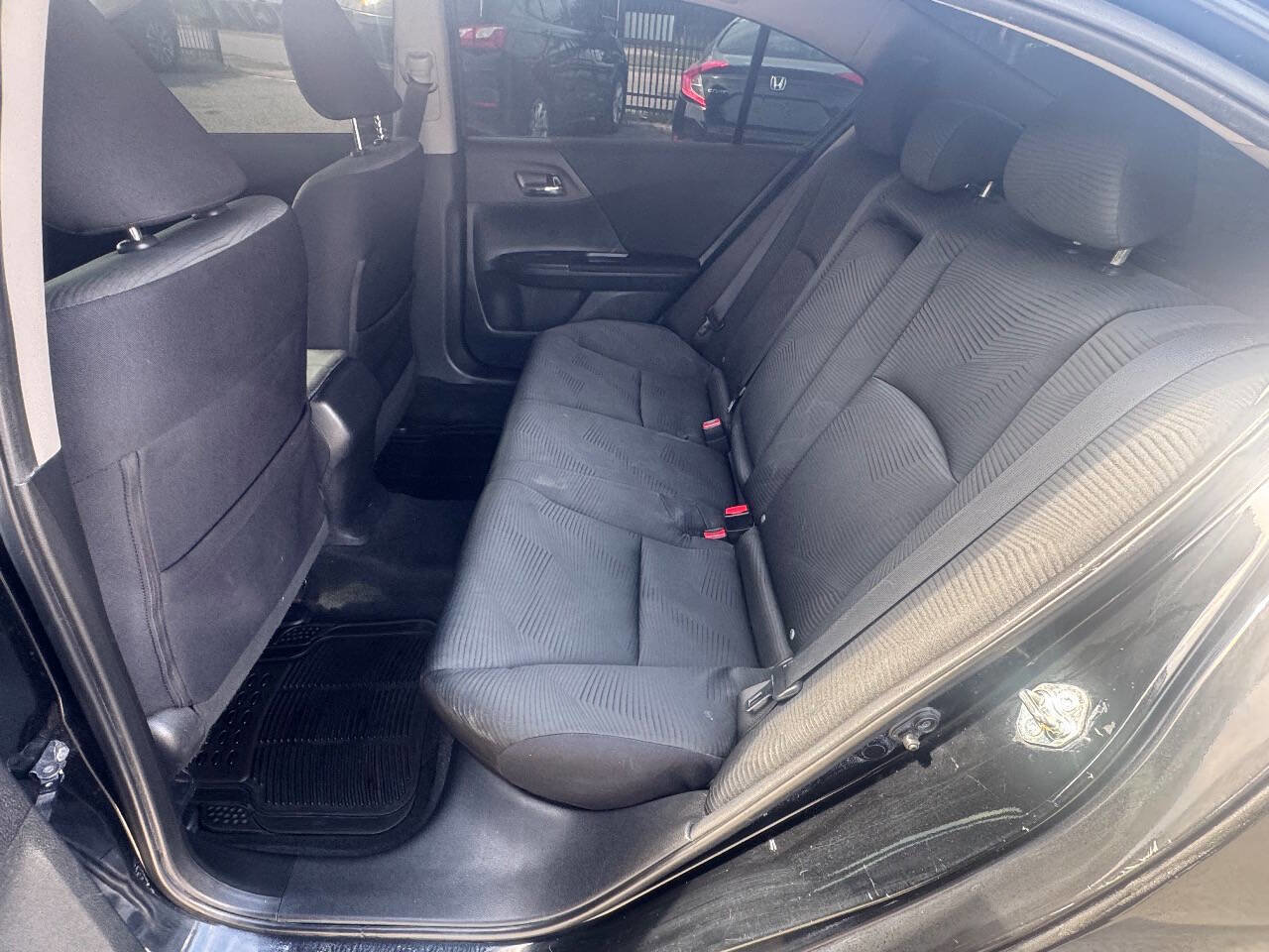Used 2016 Honda Accord LX image 13