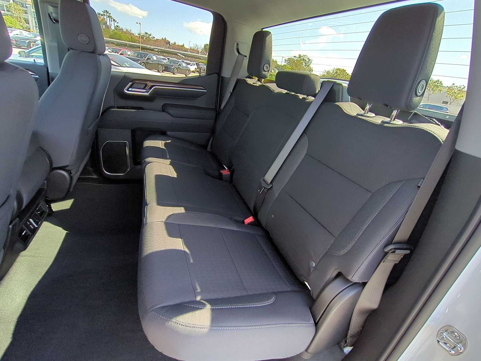 New 2026 Chevrolet Silverado 1500 LT AWD/4WD image 24