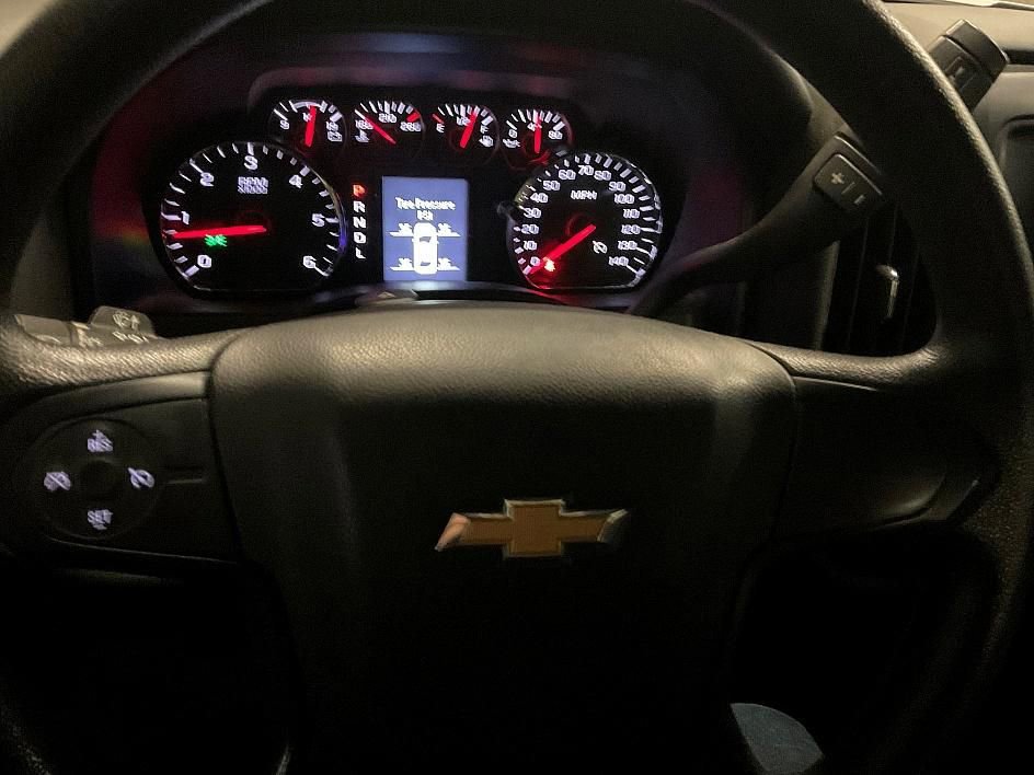 Used 2018 Chevrolet Silverado 1500 Custom w/ Custom Value Package image 20