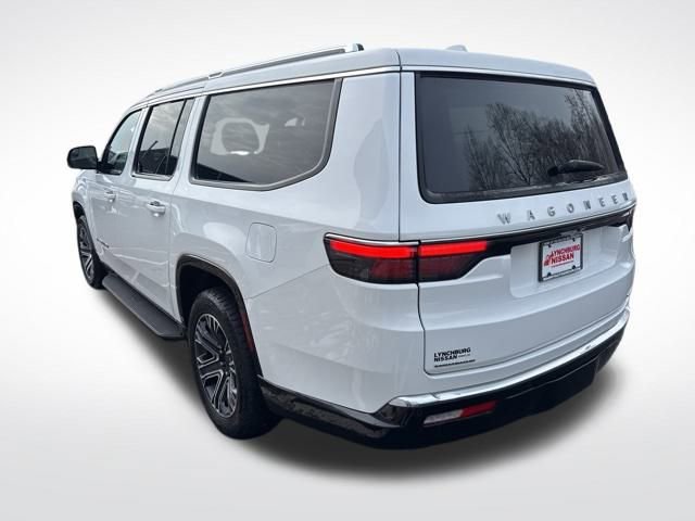 Used 2023 Jeep Wagoneer L Series II image 3
