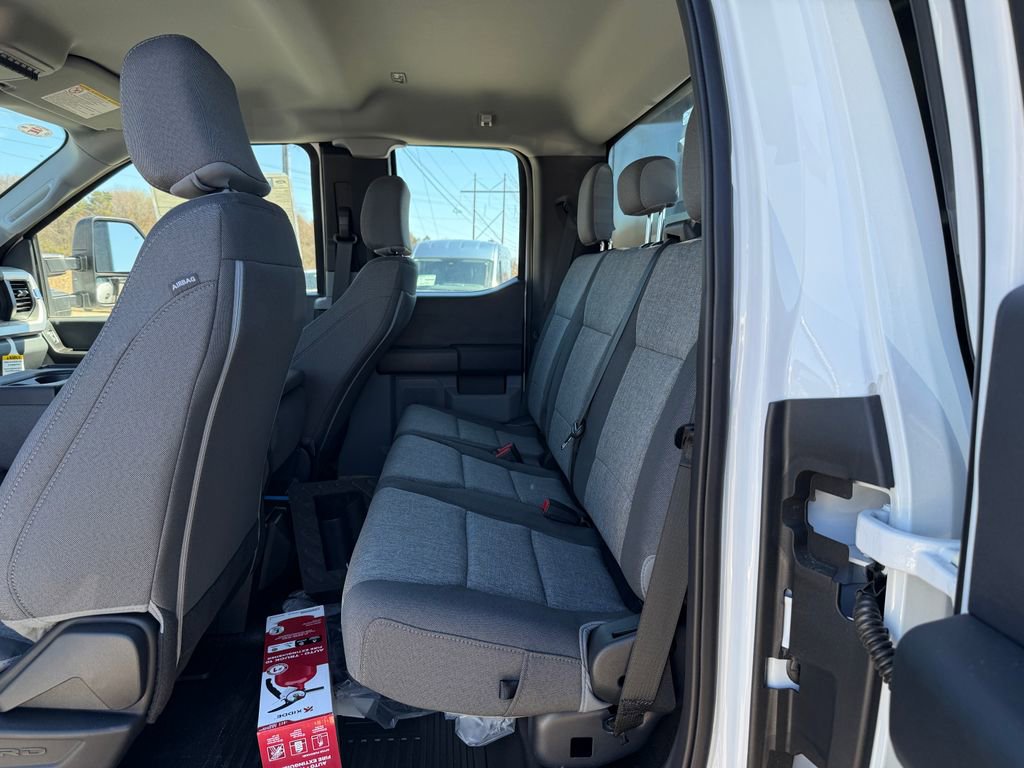 New 2025 Ford F450 XL AWD/4WD image 4